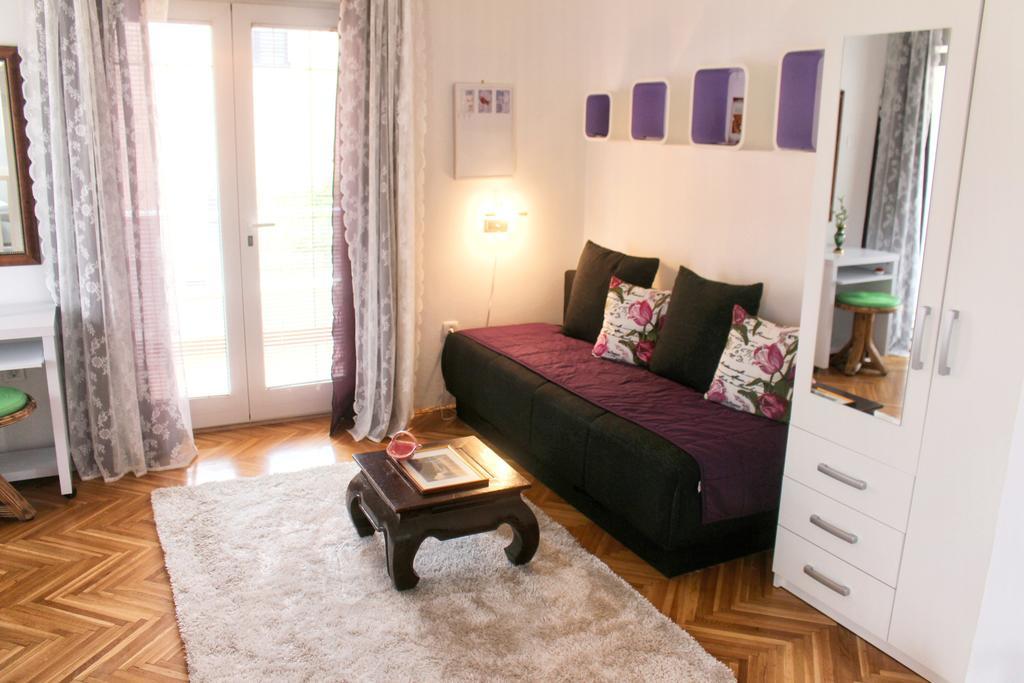 Apartments Link Rovinj Exterior photo