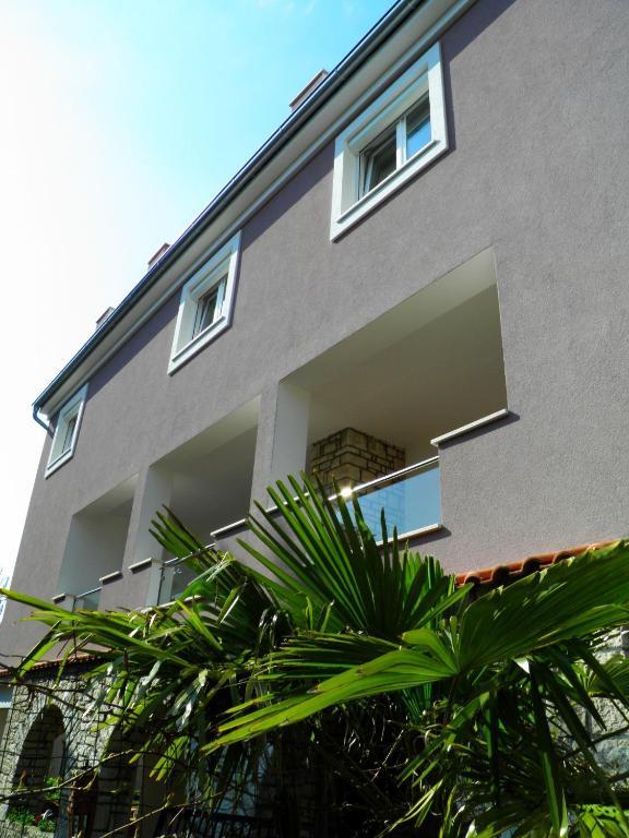 Apartments Link Rovinj Exterior photo